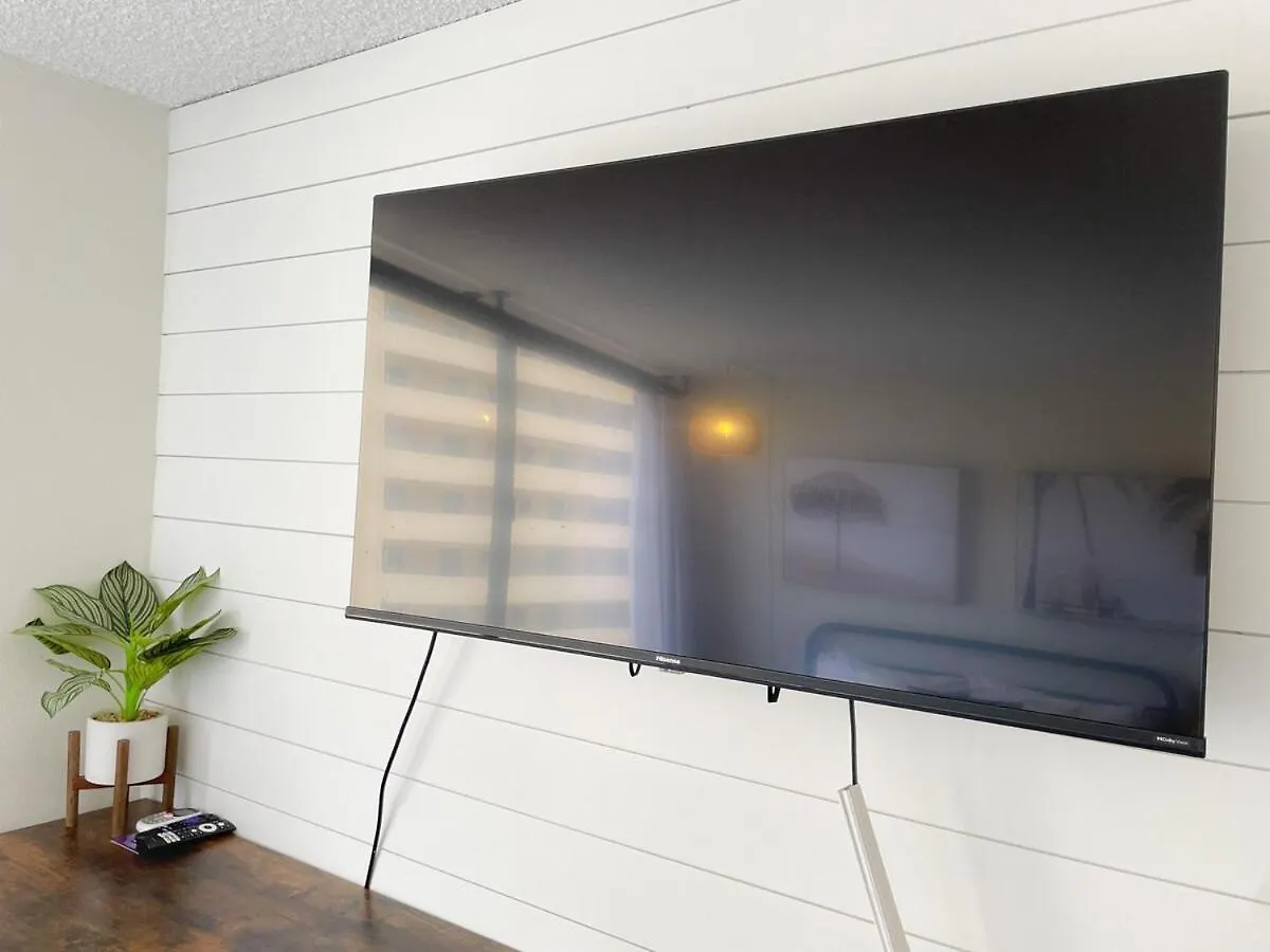 Apartment Modern Surf Chic Studio In Waikiki Honolulu United States