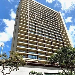 Royal Garden Waikiki Apartment